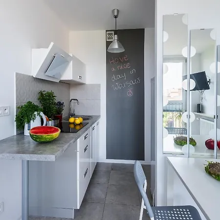 Przechodnia 2 - Good